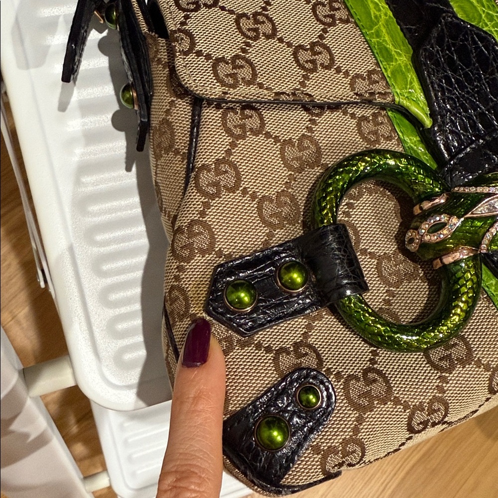 Gucci 2004 Tom Ford Dragon Monogram Crocodile Flap Bag - Picture 9 of 17